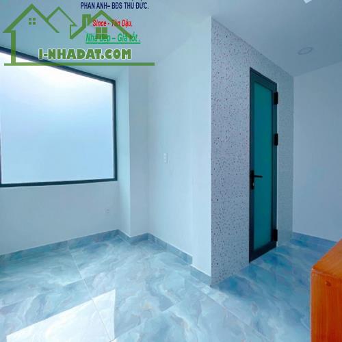 Bán Nhà Phố Lê Văn Thịnh, Q2_ 🔥 Hot Deal _ Hẻm Xe Hơi Sạch Đẹp _ 3 Tầng "Siêu Phẩm" 4 Pn - 2
