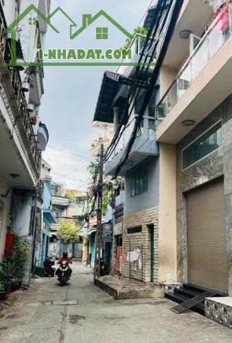 Nhà rộng 3 tầng, cạnh Etown Cộng Hòa, 5.4 tỷ