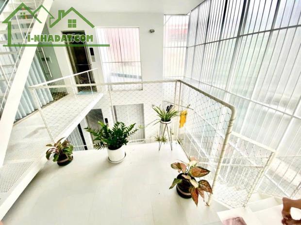 🌹CHỦ BÁN GẤP NHÀ NGỌC LÂM-10,5tỷ -47m2-6 tầng-MT 5,5m- THANG MÁY - SÁT PHỐ-SÁT HỒ - Ô TÔ - 4