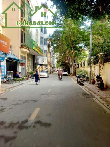 PHÂN LÔ NGUYỄN VĂN HUYÊN, CẦU GIẤY, NGÕ THÔNG, 2 THOÁNG, Ô TÔ TRÁNH, VỈA HÈ, CHỈ 27.8 TỶ