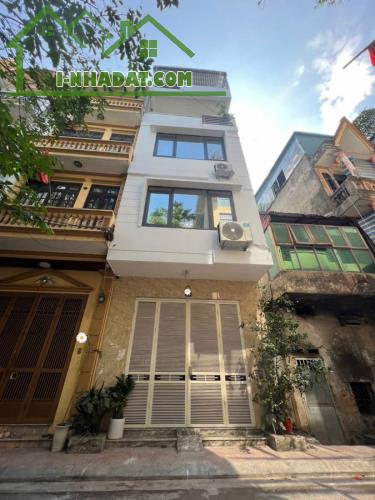 Bán Nhà Đẹp, Vị Trí Vàng Phố Ngọc Lâm, Long Biên 47m2, 5 Tầng, Vỉa Hè Ôtô Tránh, Giá 14 Tỷ