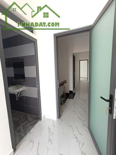 Bán Nhà Bình Tân, Tân Hòa Đông, Chiến Lược giáp Q6, ́̃87m2, 3 Tầng,6 pn chỉ 6 tỷ 290 TL - 4