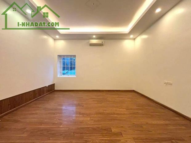 LẠC LONG QUÂN - NHÀ ĐẸP - 2 THOÁNG - NGÕ NÔNG RỘNG - NỘI THẤT SANG XỊN - 50M² NHỈNH 9 TỈ - 4