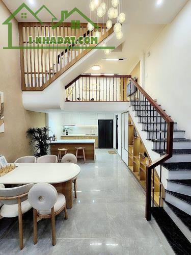 LÔ GÓC NGÕ MAI HƯƠNG BẠCH MAI THIẾT KẾ SANG TRỌNG