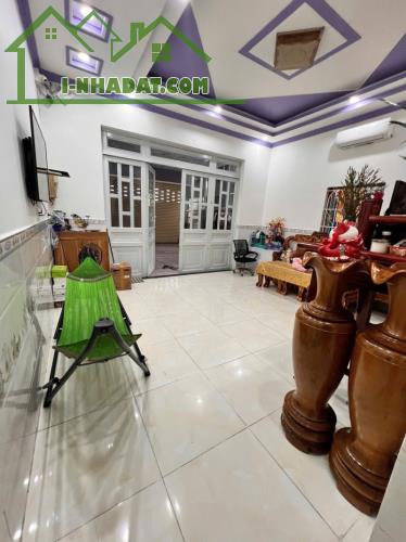 Siêu đẹp nhà HXH Đặng Thúc Vịnh, Hóc Môn, .DT:100m2 .Giá chỉ 4.7 tỷ  (TL) - 1