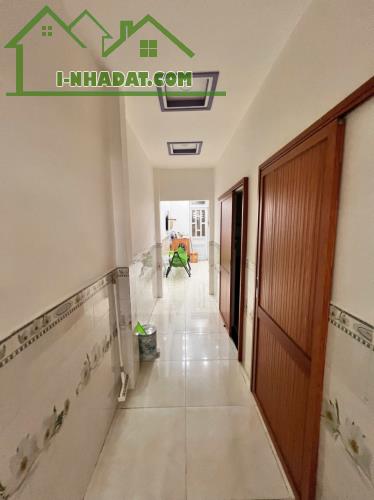 Siêu đẹp nhà HXH Đặng Thúc Vịnh, Hóc Môn, .DT:100m2 .Giá chỉ 4.7 tỷ  (TL) - 3