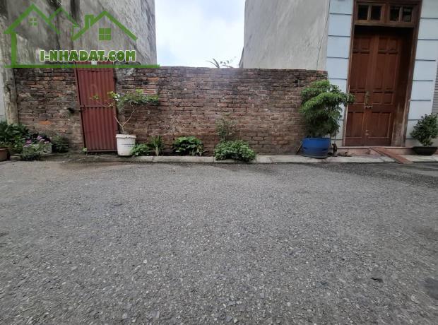 Bán Đất Thượng Thanh, Đức Giang. 55m nở hậu, oto tránh chỉ hơn 9 tỷ. LH 0936123469 - 2