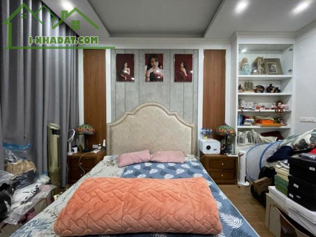 Bán nhà cổ linh Long Biên-dt37- 5 tầng- 5,3 tỷ mặt tiền rộng - 1