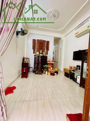 Bán nhà phường 15 Tân Bình, diện tích 4x13m nhỉnh 4 tỷ