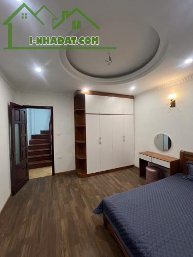 Bán nhà Đại La, Hai Bà Trưng – 5 tầng, mặt tiền 4.2m, giá 7.2 tỷ – Gần phố, nhà đẹp ở ngay - 1