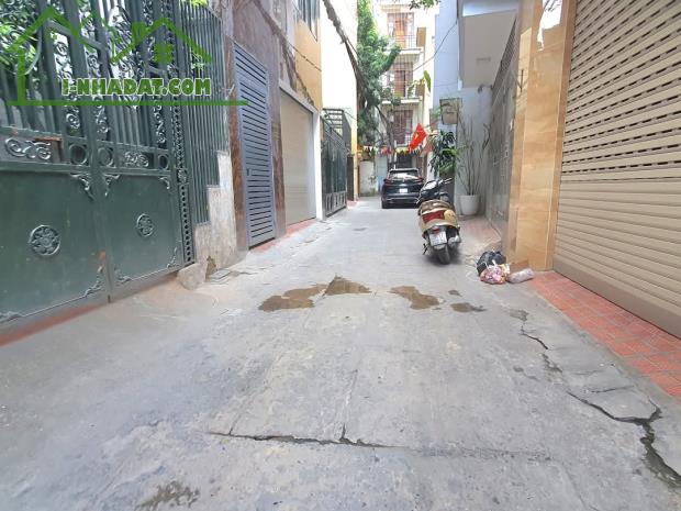 Bán tòa 8 tầng phố Nguyễn Ngọc Nại 90m2, ngõ ô tô, cho thuê 120 tr/ tháng, chỉ 27 tỷ. - 2