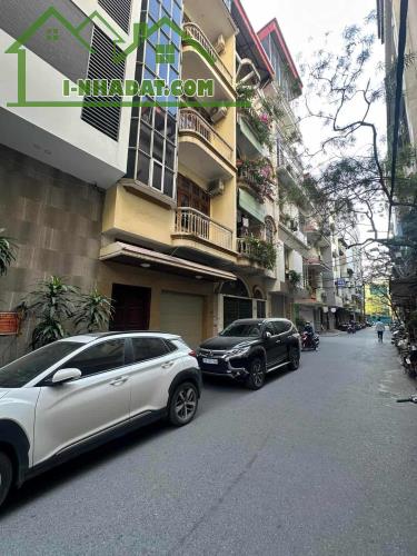 Bán nhà phân lô phố An Trạch, Đống Đa 85m2, 2 tầng, ô tô, kinh doanh, chỉ 16.8 tỷ.