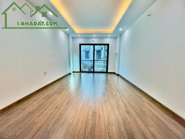 Nhà Lĩnh Nam- Tam Trinh 34m 5 tầng MT3.7m-MỚI  KOONG - Ở LUÔN - SIÊU THOÁNG- GẦN PHỐ - 2