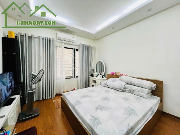 Bán nhà Lạc Long Quân Cầu Giấy gần ô tô ngõ thông 35m2 5T MT 4m dân xây đủ đồ ở luôn 7.5tỷ - 3