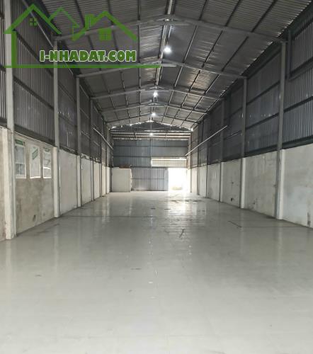 Cho thuê kho xưởng 400m2 nền gạch Thạnh Xuân Quận 12