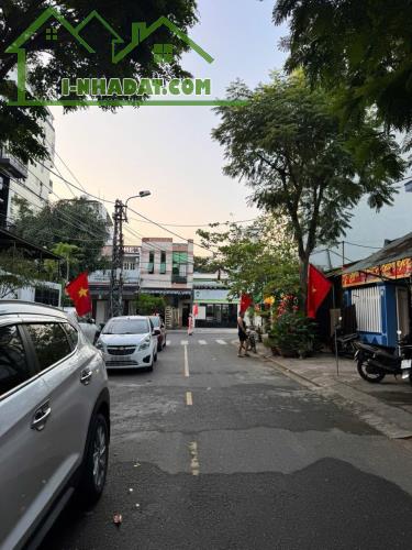 Bán nhà 2 tầng MT đường Mỹ An 7, Mỹ An, Ngũ Hành Sơn, dt 100m2, Giá 7 tỷ 650 tl - 1