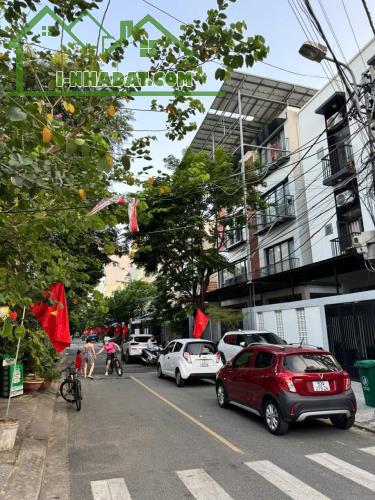 Bán nhà 2 tầng MT đường Mỹ An 7, Mỹ An, Ngũ Hành Sơn, dt 100m2, Giá 7 tỷ 650 tl - 2