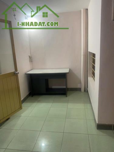 Cho thuê nhà Mặt Phố Giải Phóng, Hai Bà Trưng, 70m2, 3 tầng, MT5m, vìa hè 6m KD bất chấp - 4