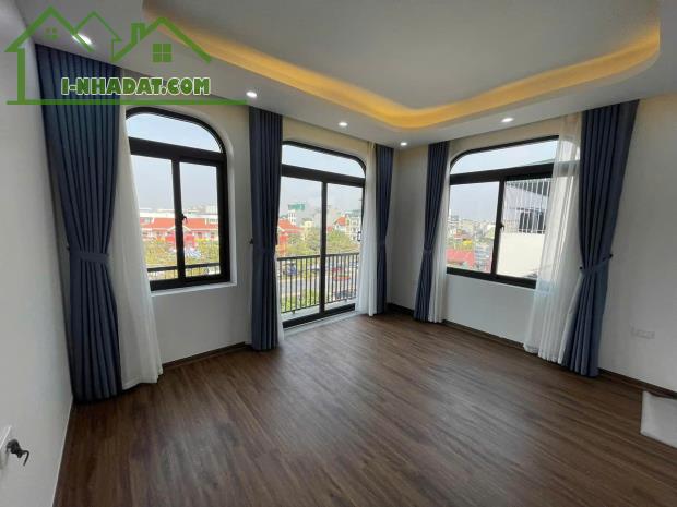 BÁN GẤP TRONG TUẦN – NHÀ 5 TẦNG LÔ GÓC NGỌC THỤY – 36.8M² – 6.79TỶ – GẦN ĐƯỜNG 40M – KĐT - 1
