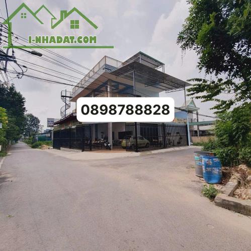 CẦN BÁN NHÀ 2 MẶT TIỀN TẠI BẾN CÁT BÌNH DƯƠNG