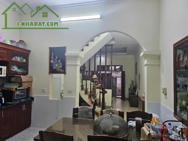 BÁN NHÀ KHƯƠNG ĐÌNH - Sổ đỏ chuẩn 66m2 x 4 tầng chỉ 155tr/m2 - 1