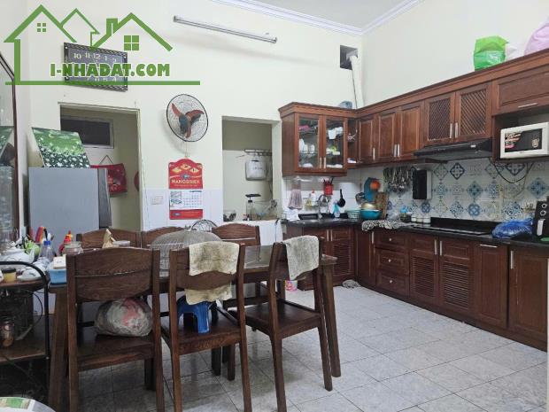 BÁN NHÀ KHƯƠNG ĐÌNH - Sổ đỏ chuẩn 66m2 x 4 tầng chỉ 155tr/m2 - 2