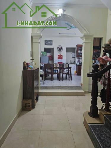 BÁN NHÀ KHƯƠNG ĐÌNH - Sổ đỏ chuẩn 66m2 x 4 tầng chỉ 155tr/m2 - 3
