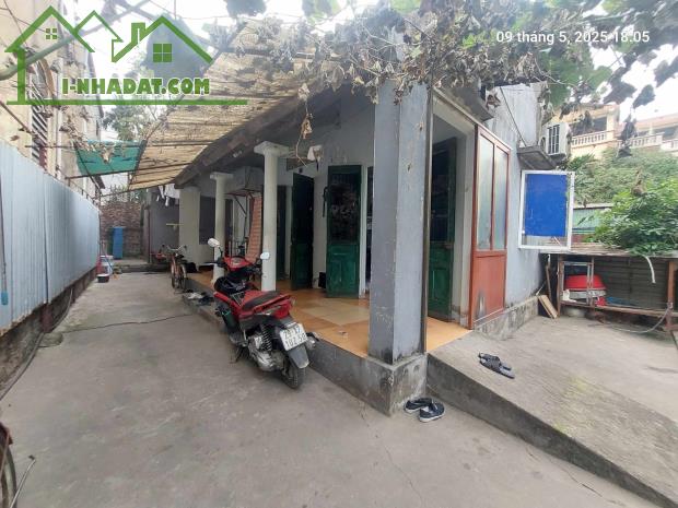 Bán đất tặng nhà Võng La 184m2, C4, mt8.6m, 12.8 tỷ, Đông Anh - 3
