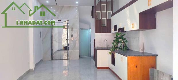 BÁN NHÀ XA LA - HÀ ĐÔNG 30M x 5tầng - THANG MÁY, NGÕ THÔNG RỘNG GIÁ 8,4 tỷ