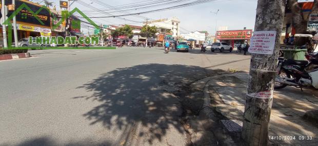 Bán nhà góc 2 mặt tiền Đồng Khởi, Tân Phong, Biên Hòa, 381m2, giá 13 tỷ 900. - 2
