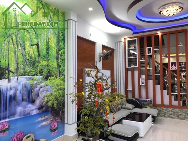 ♦️ NHÀ SIÊU ĐẸP – NGỘP BANK – TRẦN NHÂN TÔNG, SƠN TRÀ ♦️ 	•	Mặt tiền 15m, vỉa hè 5m – - 1