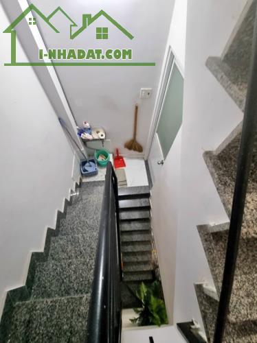 HẺM THÔNG, 3 TẦNG ĐÚC, TÂN HÒA ĐÔNG, F14, Q6, 2.1 TỶ - 2