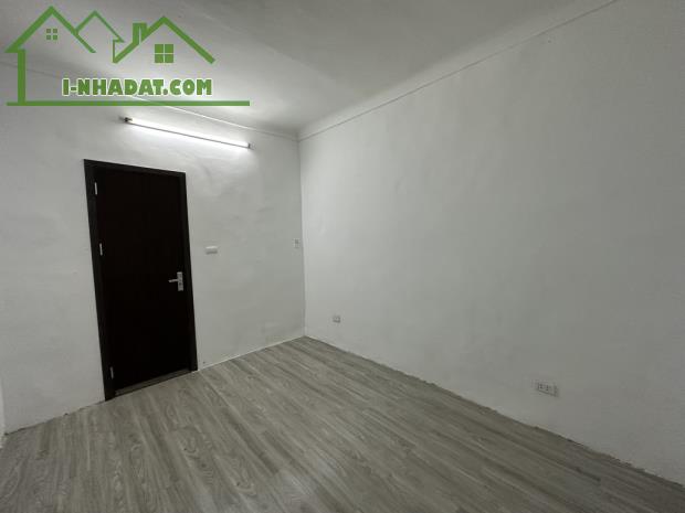 Bán Nhà Vũ Xuân Thiều, Phường Sài Đồng, Long Biên 36m2, 3T, giá 2,4 tỷ - 4