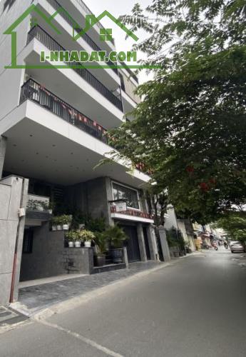 Đất Vàng Đầu Tư 2 Mặt Tiền Phố Trịnh Công Sơn Tây Hồ, DT 177M MT 9M Kinh Doanh.