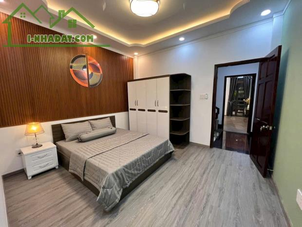Bán nhà 4 tầng mới hẻm ôtô thông Trung Tâm vũng tàu DT: 90m2 giá: 6 tỷ 300 - 1