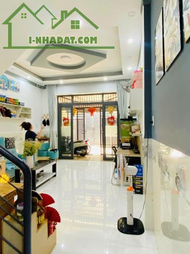 Cc cần bán nhà 2 tầng kiệt oto đường Nguyễn Công Hoan, giá sập sàn chỉ nhỉnh 3 tỷ. - 2