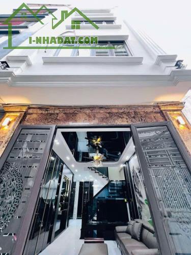 Bán nhà Hồ Tùng Mậu Lô góc gần phố 6 tầng DT 45m giá 9 tỷ