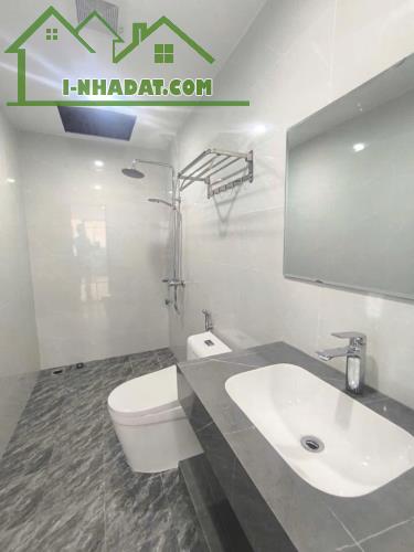 Nhà mới 36m2 x 5 tầng 204 CỔ LINH- ĐỐI DIỆN AEON LONG BIÊN- GẦN CẦU VĨNH TUY., oto 20m - 4