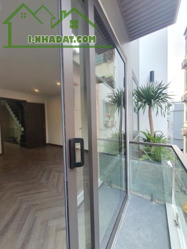 Bán nhà Phố Cổ Linh Long Biên, DT: 34m2, thiết kế đẹp, công năng sạch, giá chào 5 tỷ 800. - 4