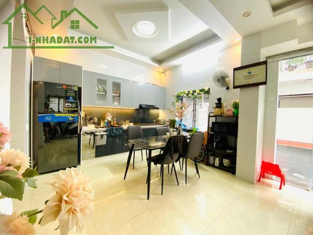 Bán nhà Thiên Lôi, 45m 4 tầng, lô góc, ô.tô đỗ cửa cả ngày, giá 4.65 tỉ - 3