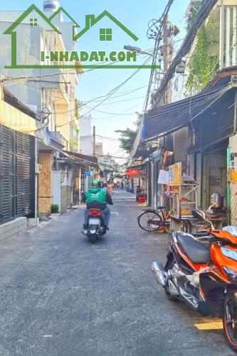 Chuyển nhượng lô đất mặt tiền hẻm xe hơi Huỳnh Tấn Phát, Quận 7 - 1