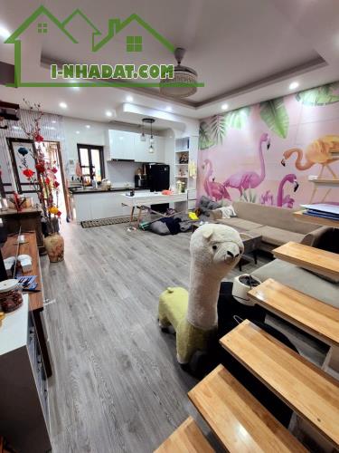 BÁN NHÀ 3 TẦNG, 52M2, PHỐ MINH KHAI - HOÀNG MAI, GIÁ 8 TỶ HƠN - SỔ ĐỎ CHÍNH CHỦ