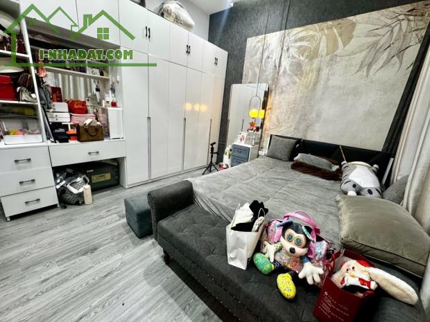 BÁN NHÀ 3 TẦNG, 52M2, PHỐ MINH KHAI - HOÀNG MAI, GIÁ 8 TỶ HƠN - SỔ ĐỎ CHÍNH CHỦ - 2
