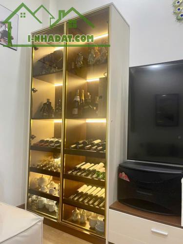 Bán mặt tiền KD đường hoa Phan Xích Long Phú Nhuận, 4 tầng, 48m2,Spa/nhà hàng,17.45 Tỷ - 4