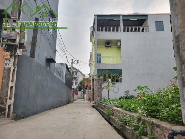 Bán 72m đất thổ cư Tiền Phong Mê Linh đường thông ô tô đỗ cửa