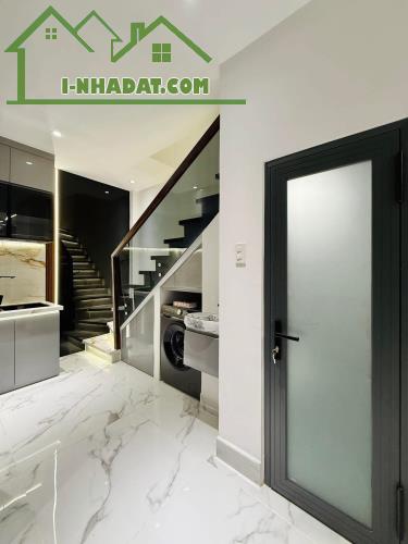 Bán nhà gần Công viên Lê Văn Tám 3,65 tỷ. Điện Biên Phủ, P6, Quận 3 - 1