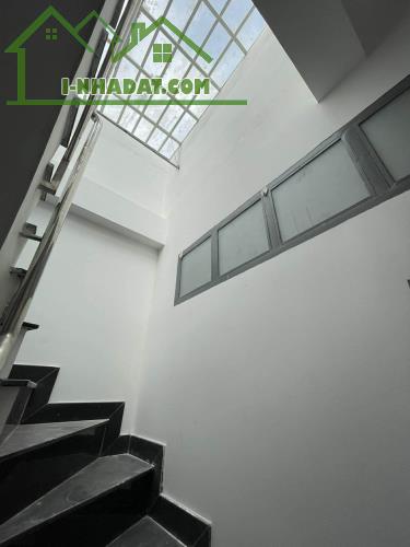 CHỦ NGỘP GIÁ NÊN NHIỆT BÁN - VÍP NHA KHU QUẬN 4 KIẾM NHÀ HƠN 4 TỶ MÀ ĐẸP THÌ KHÓ - NHÀ 4 - 4