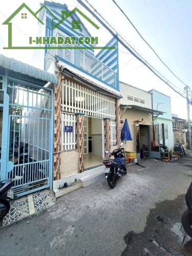 BÁN NHÀ 1T1L, mới đẹp, TRỤC CHÍNH HẺM THÔNG, xe hơi tới nhà luôn
