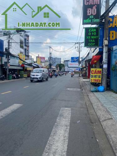 Bán nhà Mặt tiền Lê Quang Định - giao Phạm Văn Đồng, 8.5x43m, 4 Tấm, thuê 70tr, 56.9 tỷ