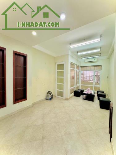 MẶT NGÕ-DÂN XÂY-5 TẠ ĐỖ CỬA-15M RA PHỐ-41M 5T 16xTỶ-TIỆN ÍCH-NGUYỄN THÁI HỌC BA ĐÌNH